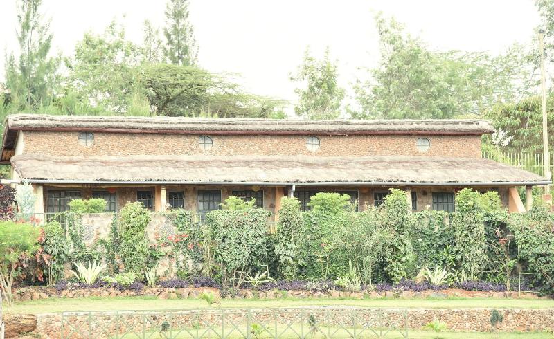 The Old Kings Lodge And Resort image