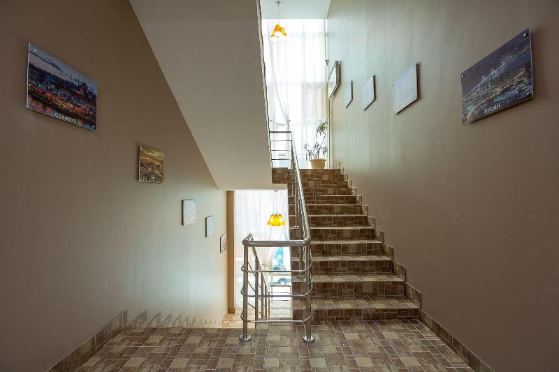 Maxx Inn image