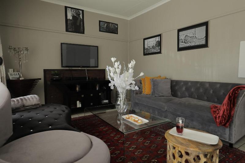 Ledumo Lodge