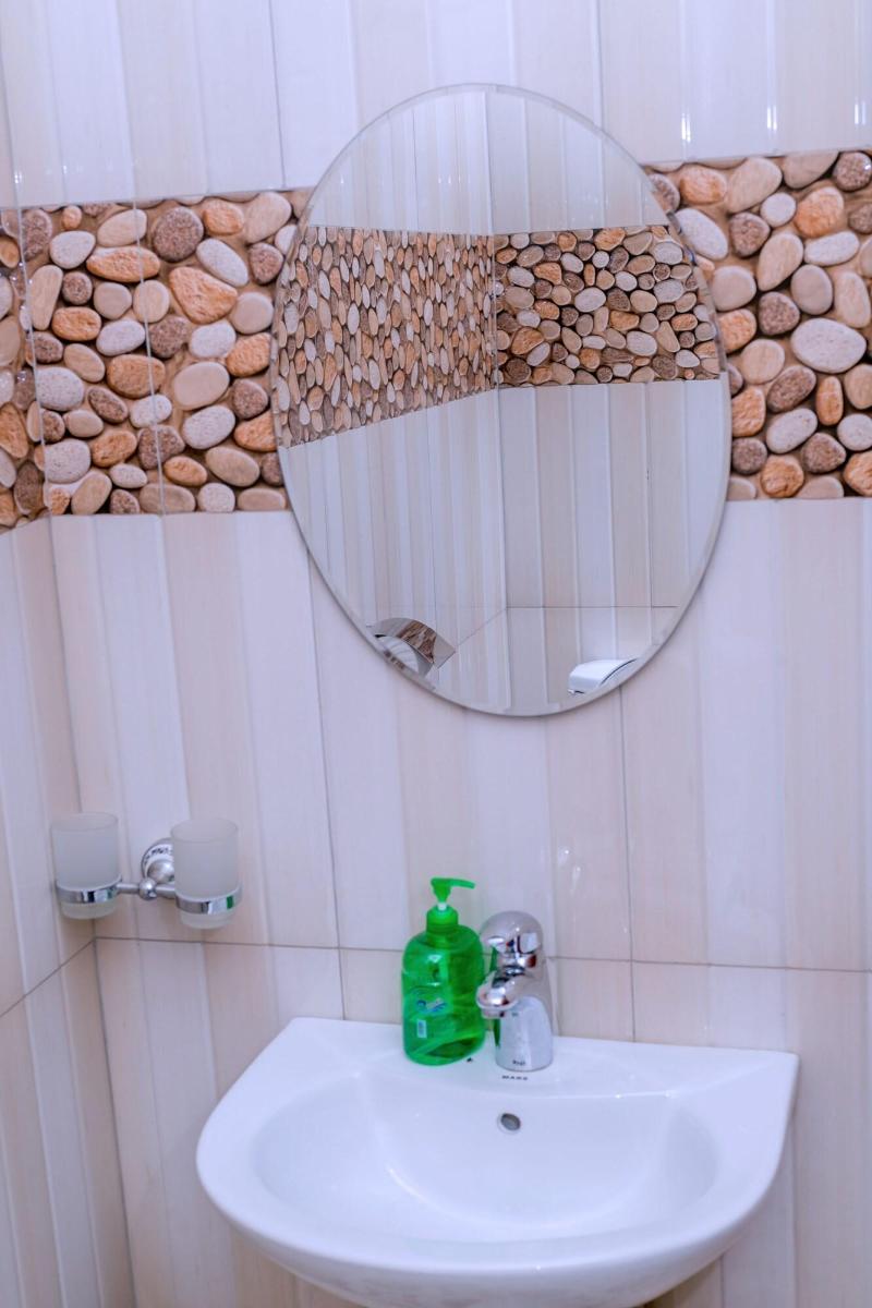 Beautiful Woman Hotel image