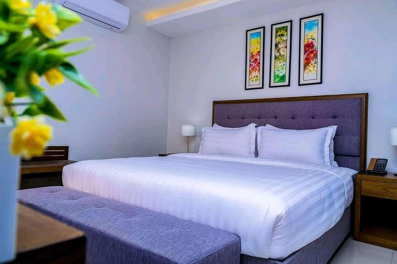 Beautiful Woman Hotel image