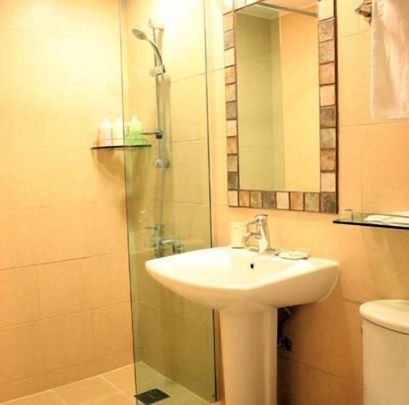 L S Hotel image