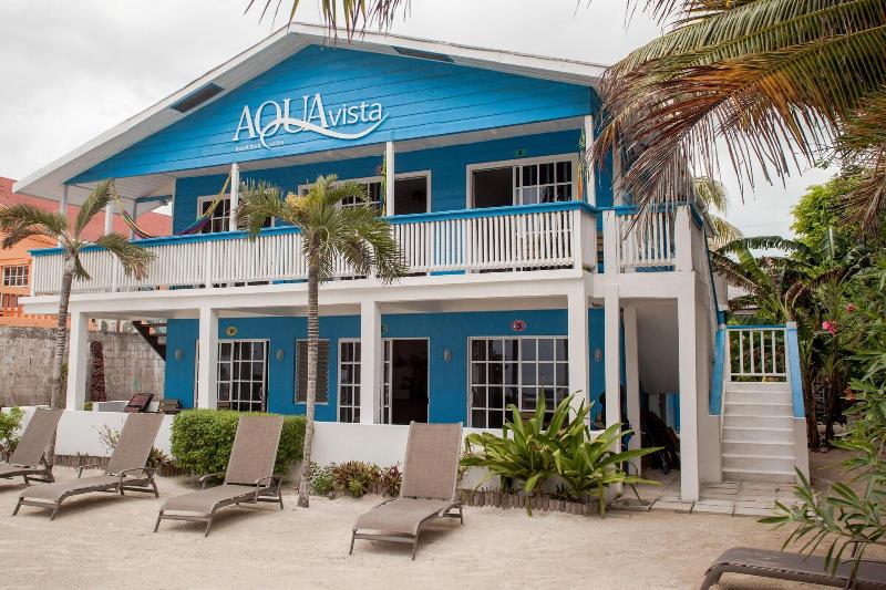 Aqua Vista Beachfront Suites image