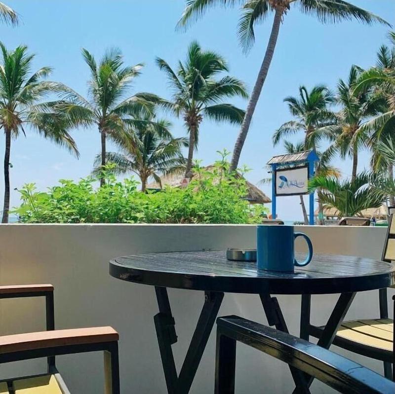 Aqua Vista Beachfront Suites image