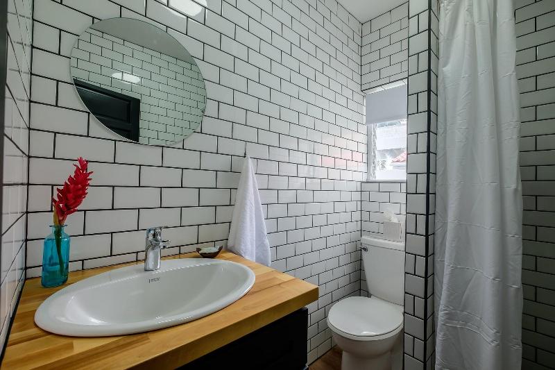 Aqua Vista Beachfront Suites image