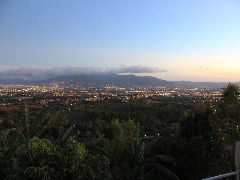 Loma Tranquila image