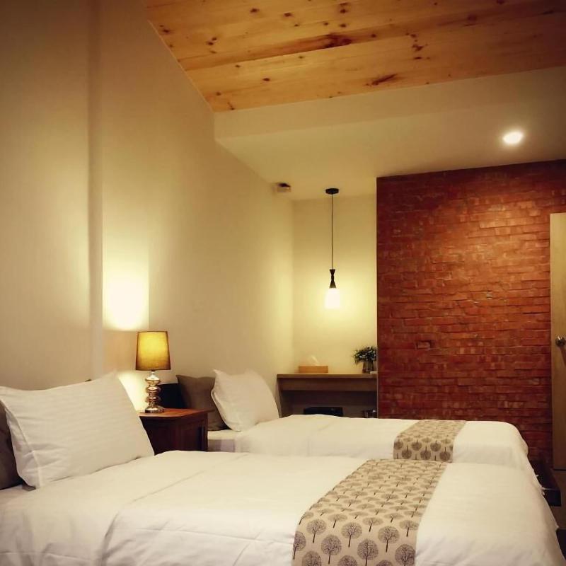 Lin S Inn image