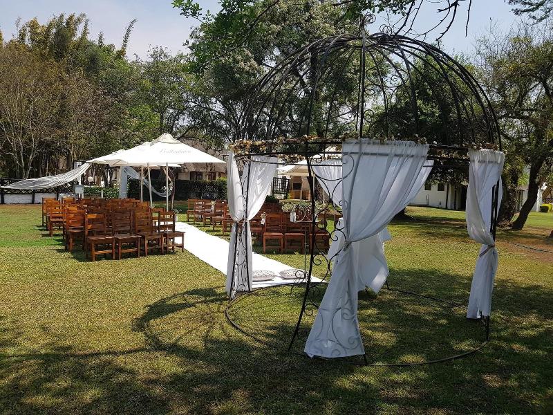 Lalapanzi Hotel And Conference Centre