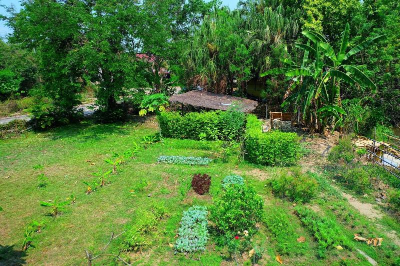 Villa Franjipani Maerim image