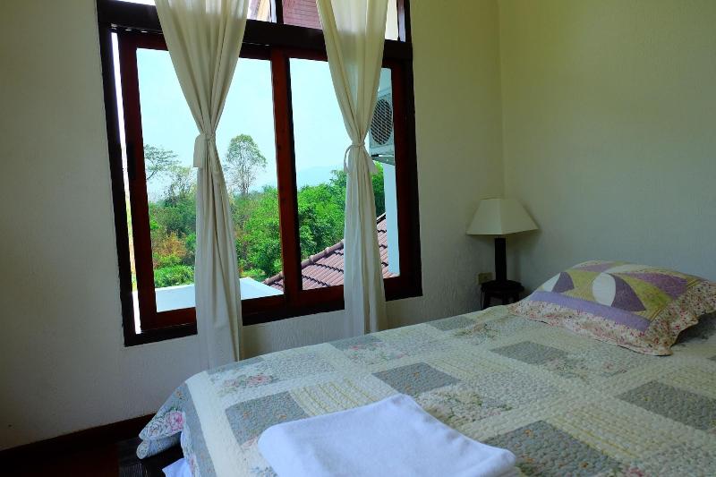 Villa Franjipani Maerim image