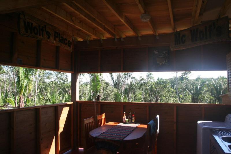 The Green Valley Inn image