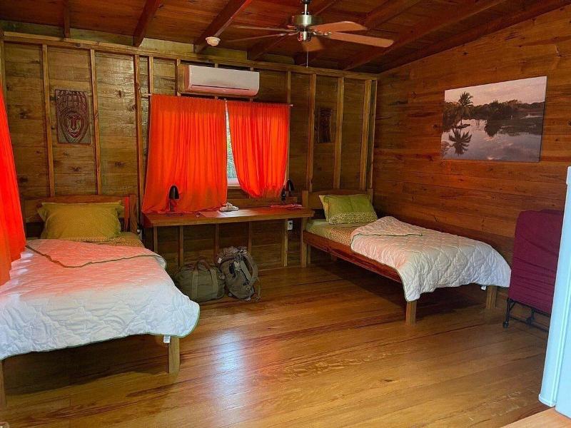 The Green Valley Inn image