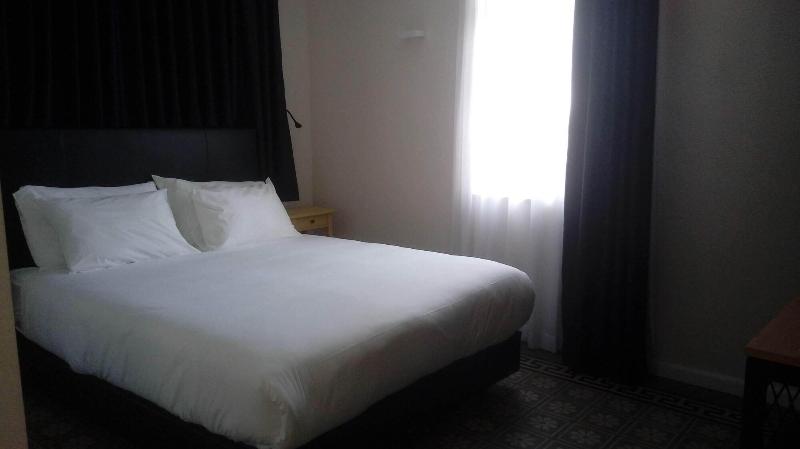 City Port Hotel image