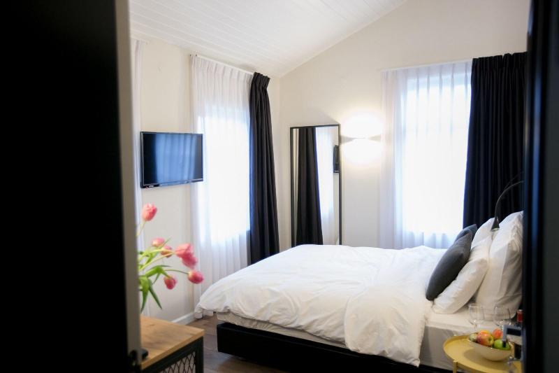 City Port Hotel image