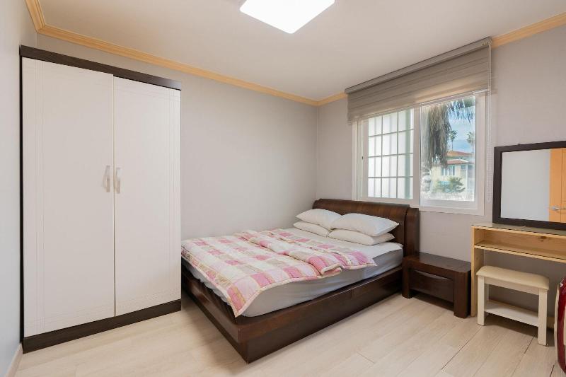 Cherry House image 10