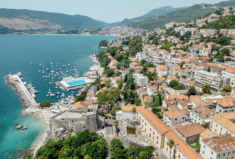 Villa Stari Grad image