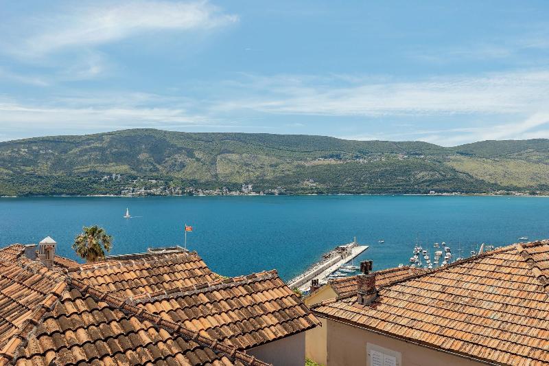 Villa Stari Grad image