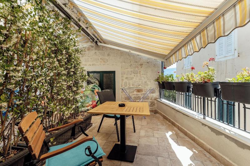 Villa Stari Grad image