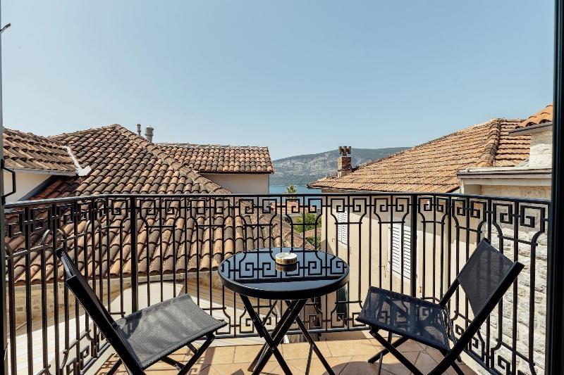 Villa Stari Grad image