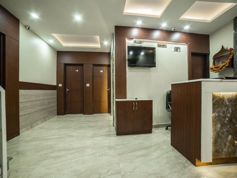 14136 Hotel Toto International image
