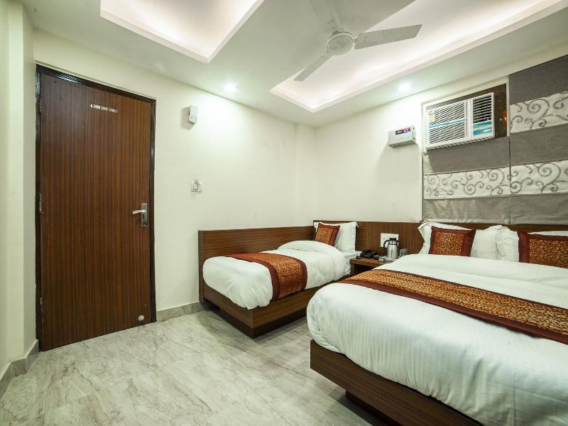 14136 Hotel Toto International image