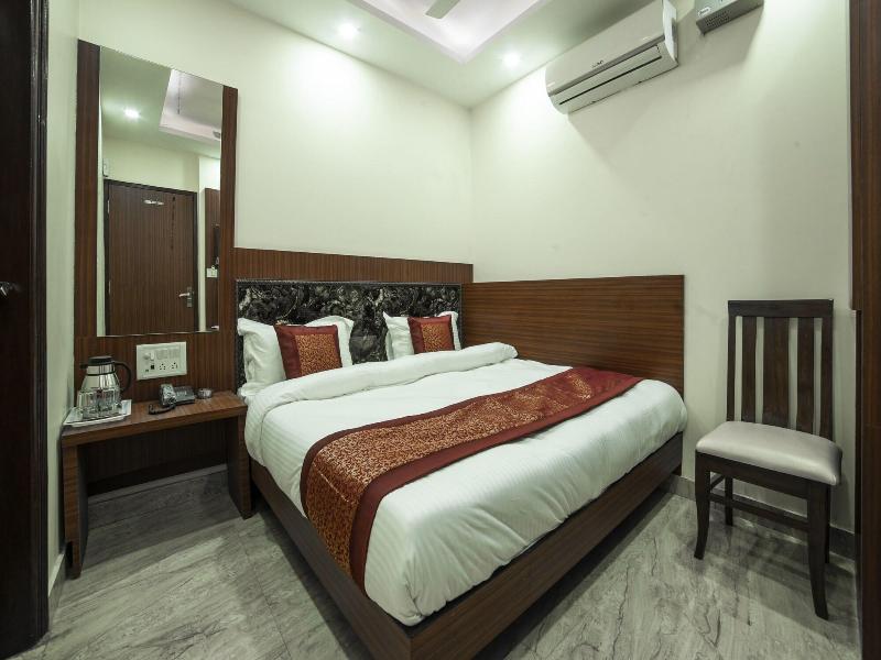 14136 Hotel Toto International image