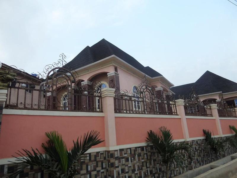 De Zone Hotel Ltd image