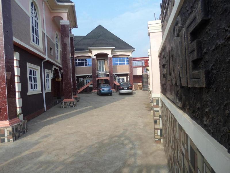 De Zone Hotel Ltd image