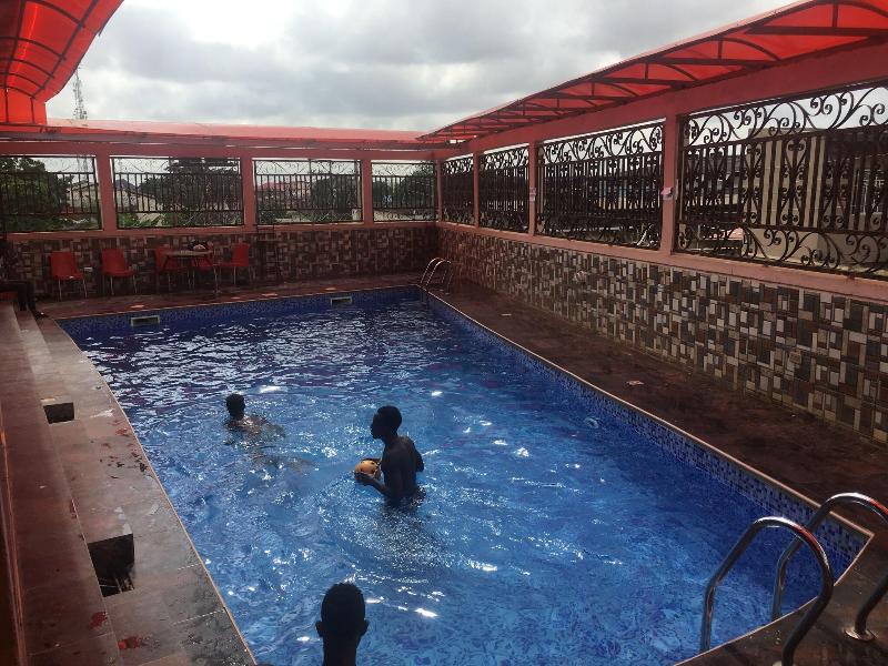 De Zone Hotel Ltd image