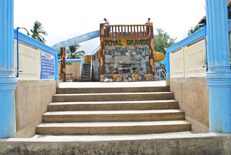 Royal Grande Beach Resort image