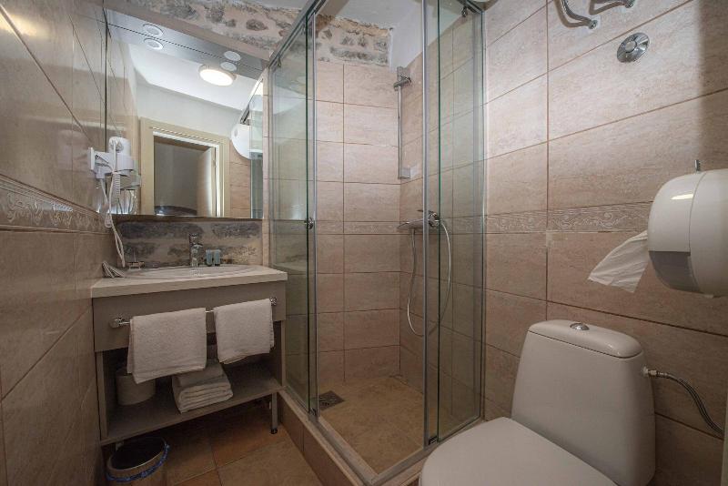 Antika Guesthouse image