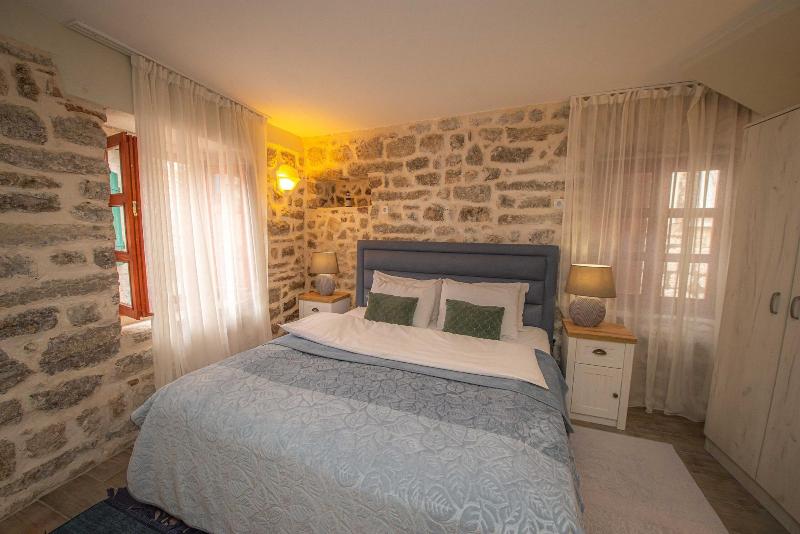 Antika Guesthouse image