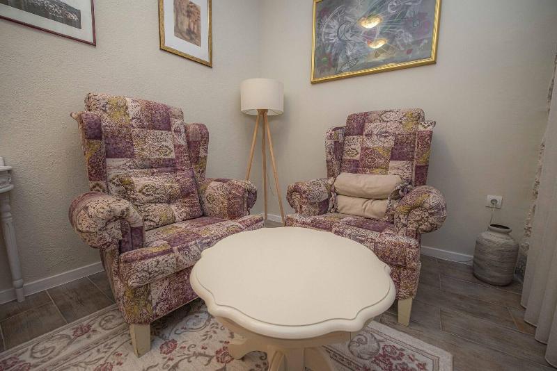 Antika Guesthouse image