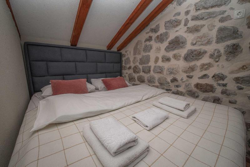 Antika Guesthouse image