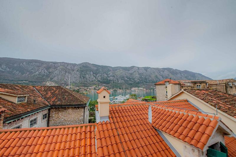 Antika Guesthouse image