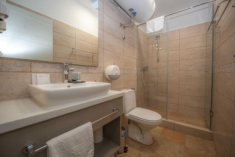 Antika Guesthouse image