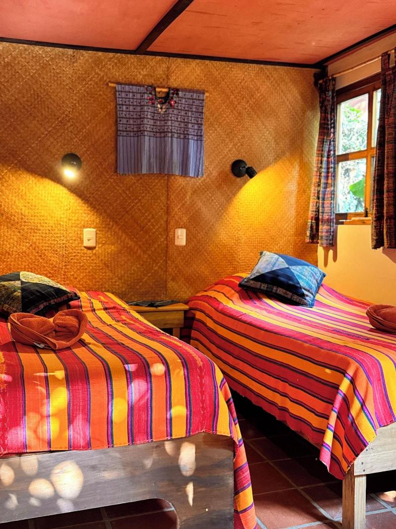 La Iguana Perdida Hostel image