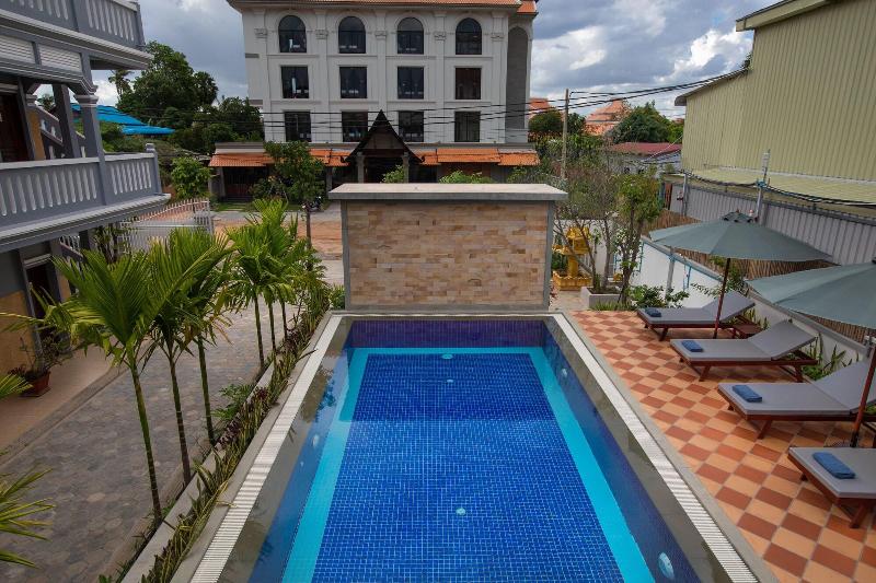 Botoum Hostel image