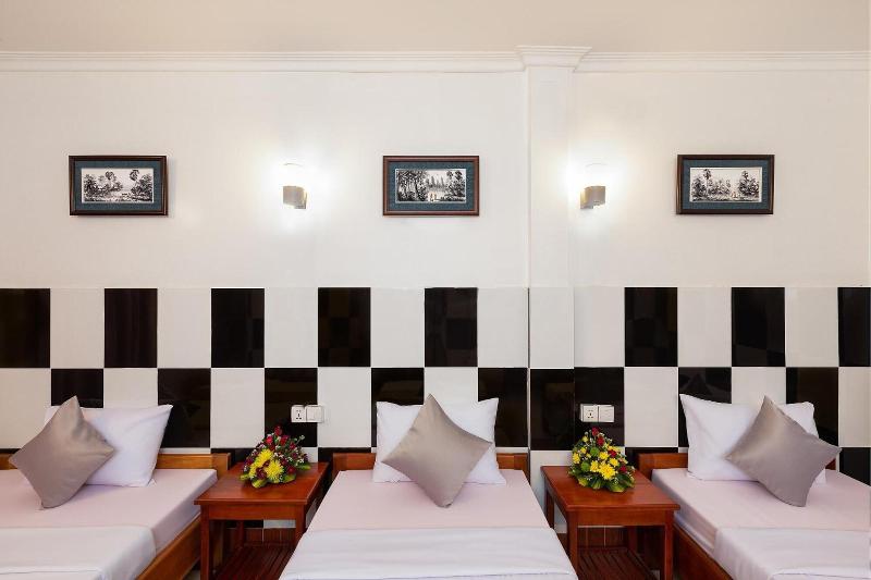 Botoum Hostel image