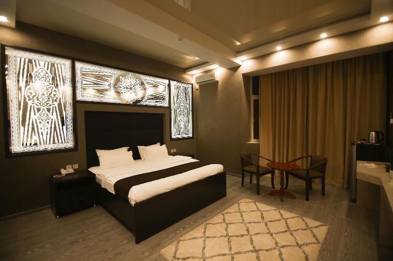 Safir Hotel image