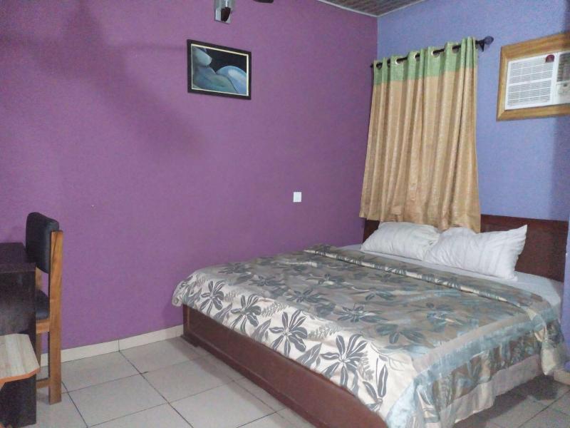 Solochus Hotel Suites image