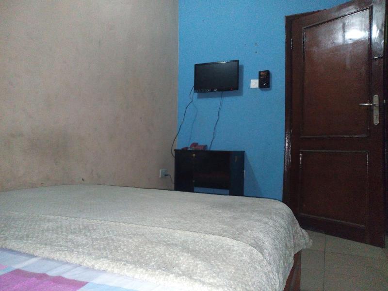 Solochus Hotel Suites image