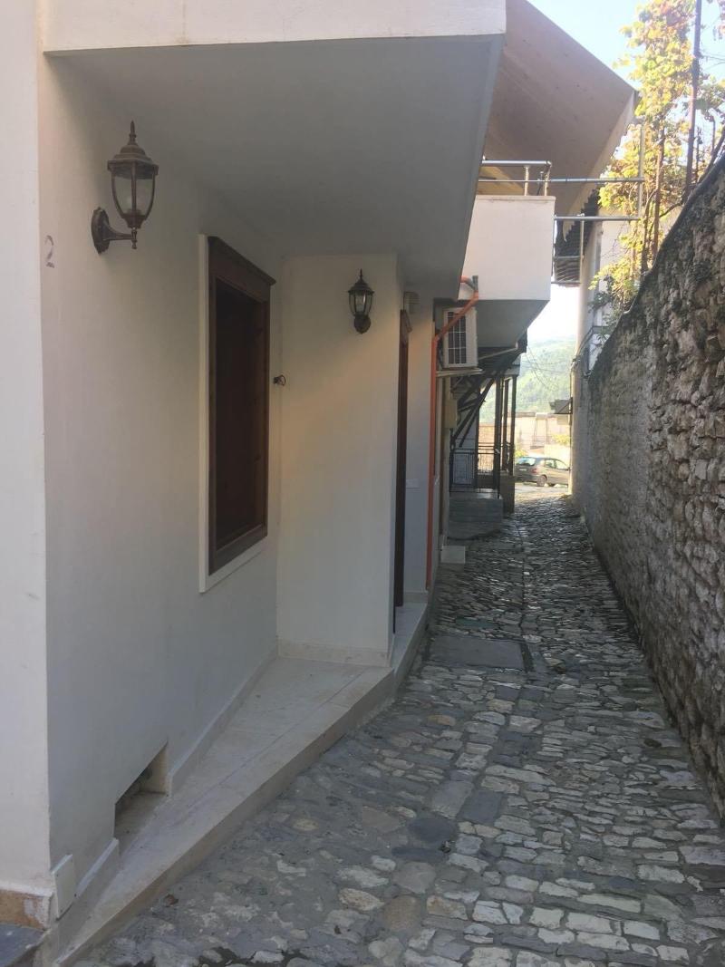 Guesthouse Altin image