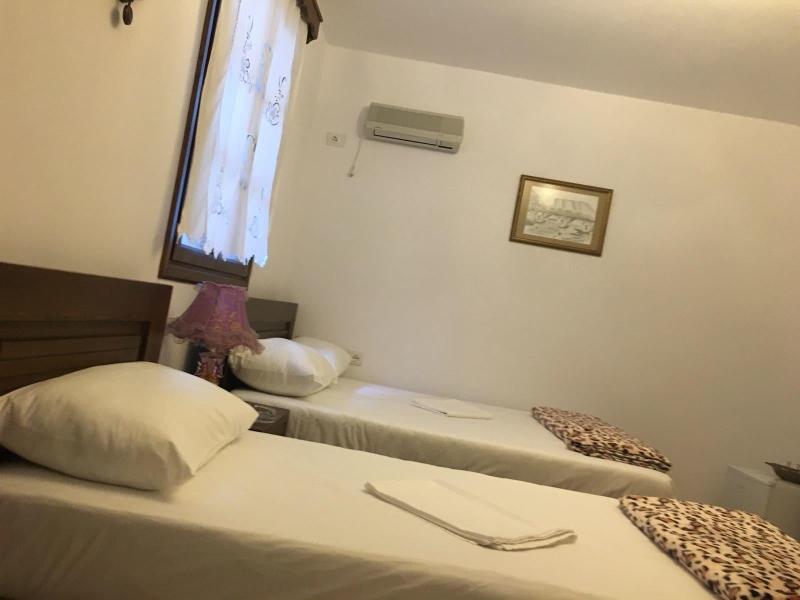 Guesthouse Altin image