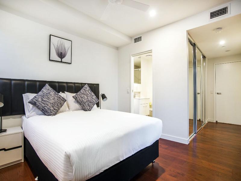 Atlas Apartments image