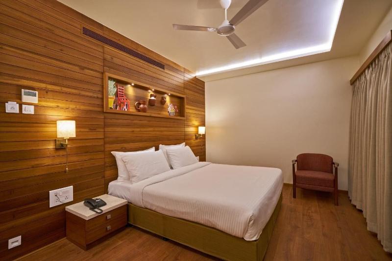 Hotel Atharv image