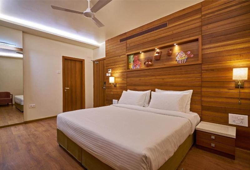 Hotel Atharv image