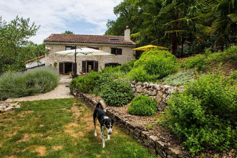 Moulin D Entre Les Roches image