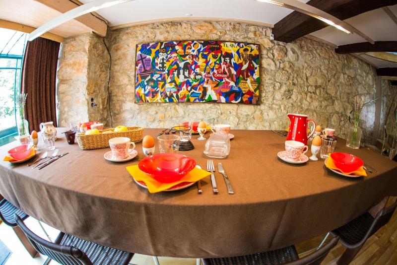 Moulin D Entre Les Roches image