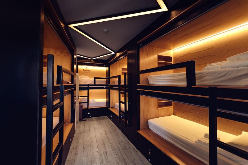 Gig Capsule Hostel image